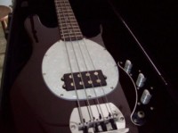 Baixo 4 Cordas Ativo Com Kse Hurricane